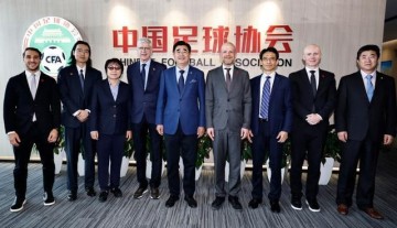雷速官网-足协主席宋凯与国际足联秘书长在京会面